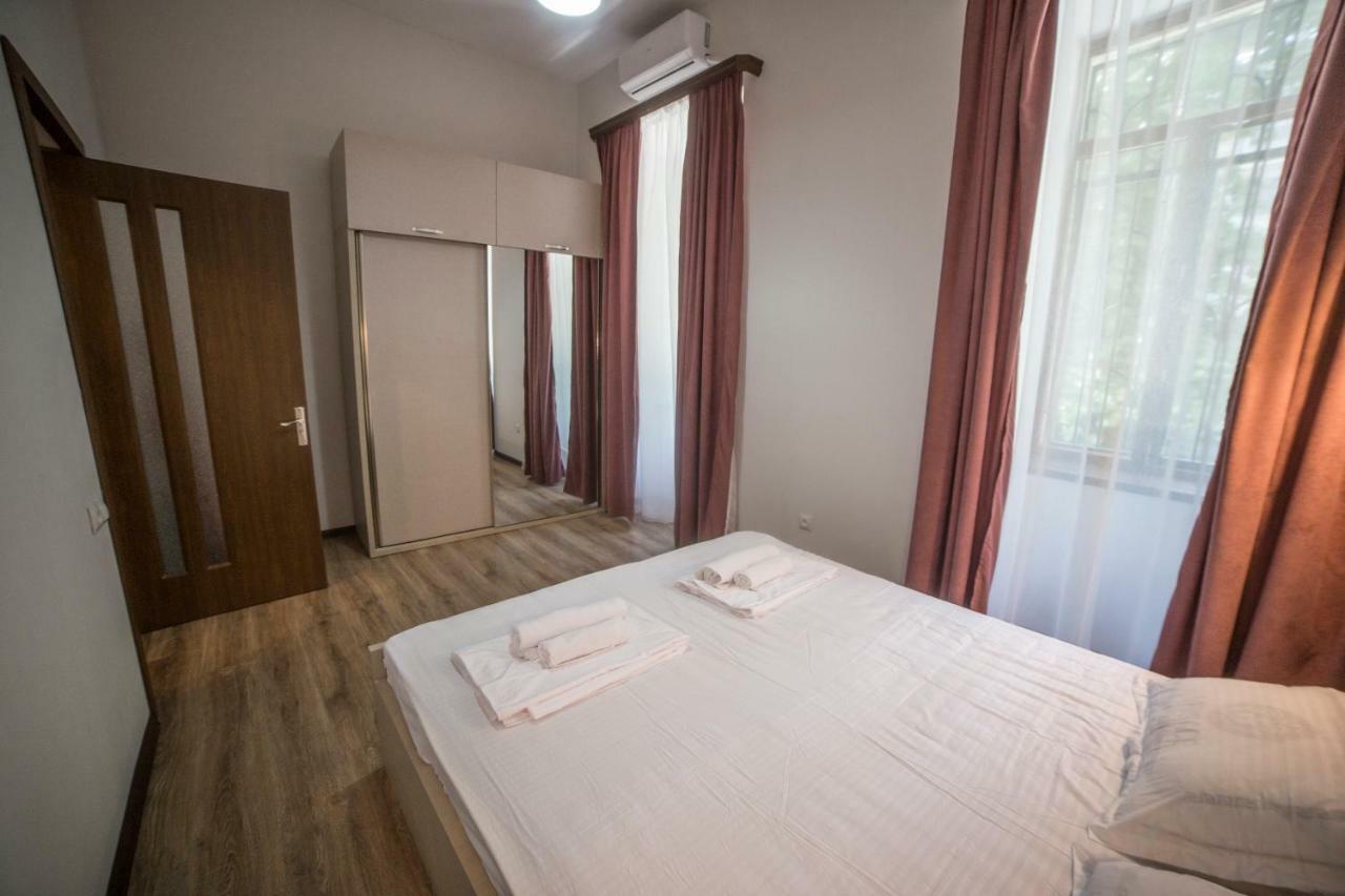 Your Apartment In This City N2 Tbilisi Exterior photo